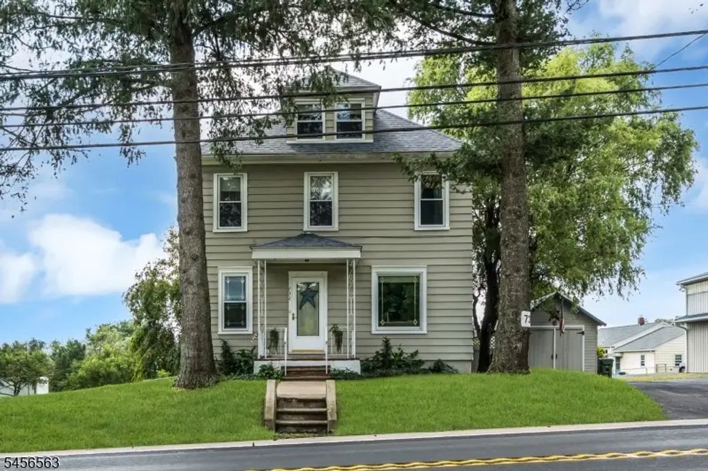732 State Route 57, Greenwich Twp.