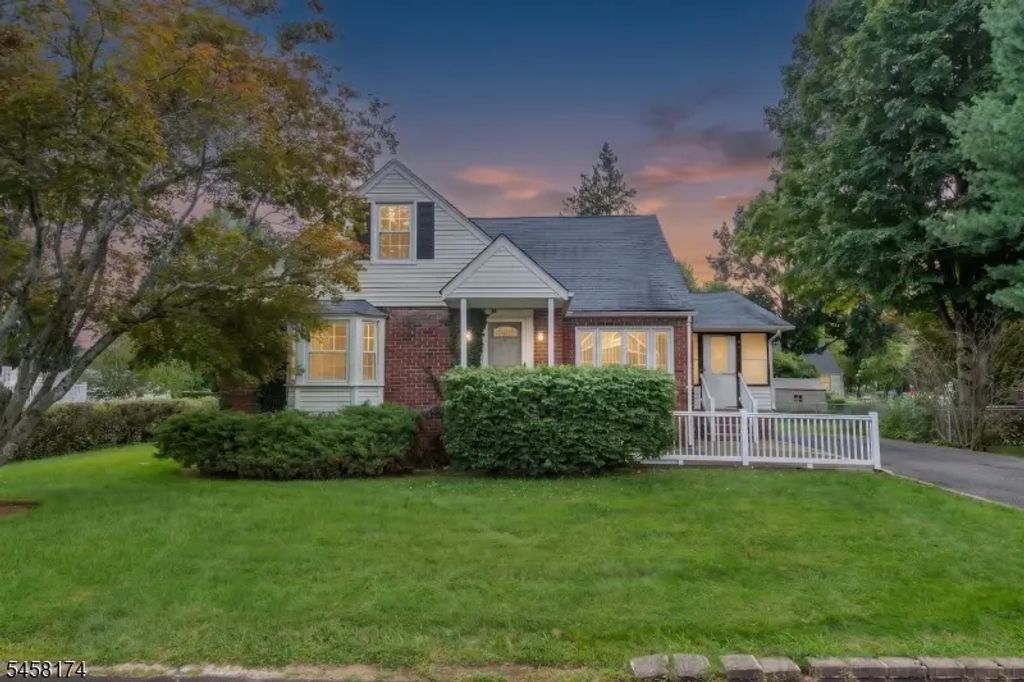 42 Ferro Monte Ave, Roxbury Twp.
