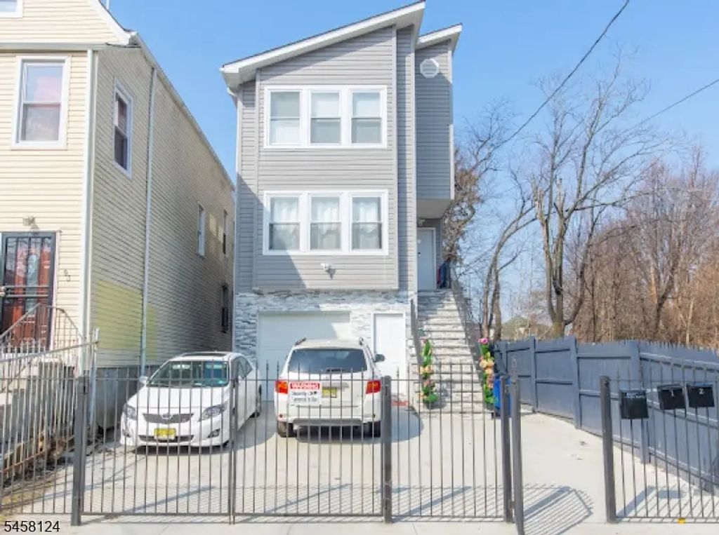 95 Ellis Ave, Irvington Twp.