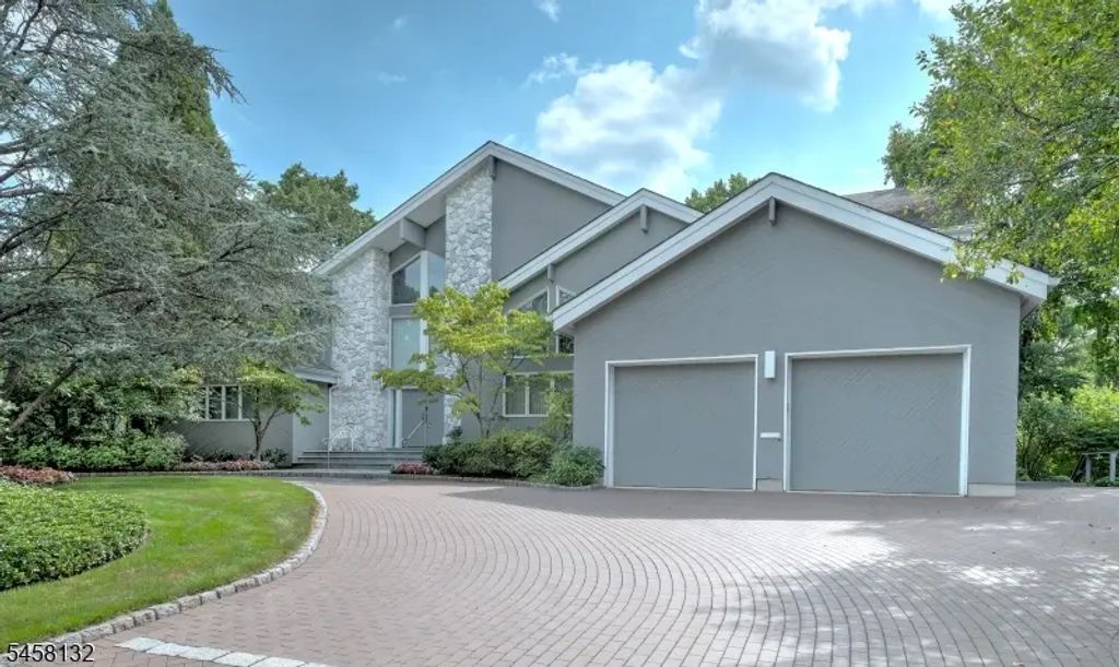 52 Edgemont Rd, West Orange Twp.