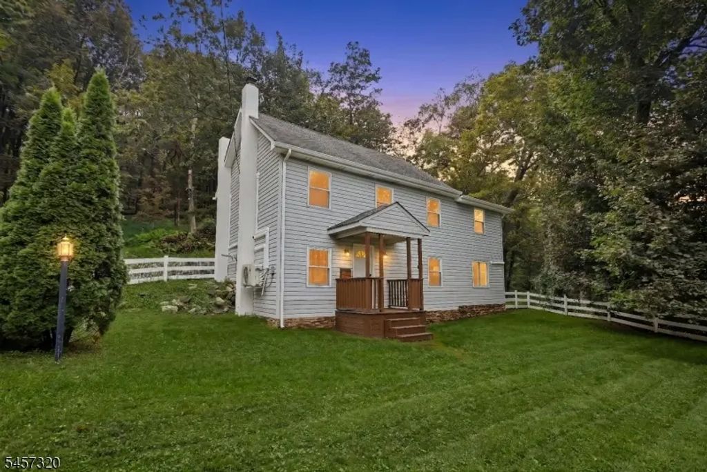 15 Cherry St, Newton Town