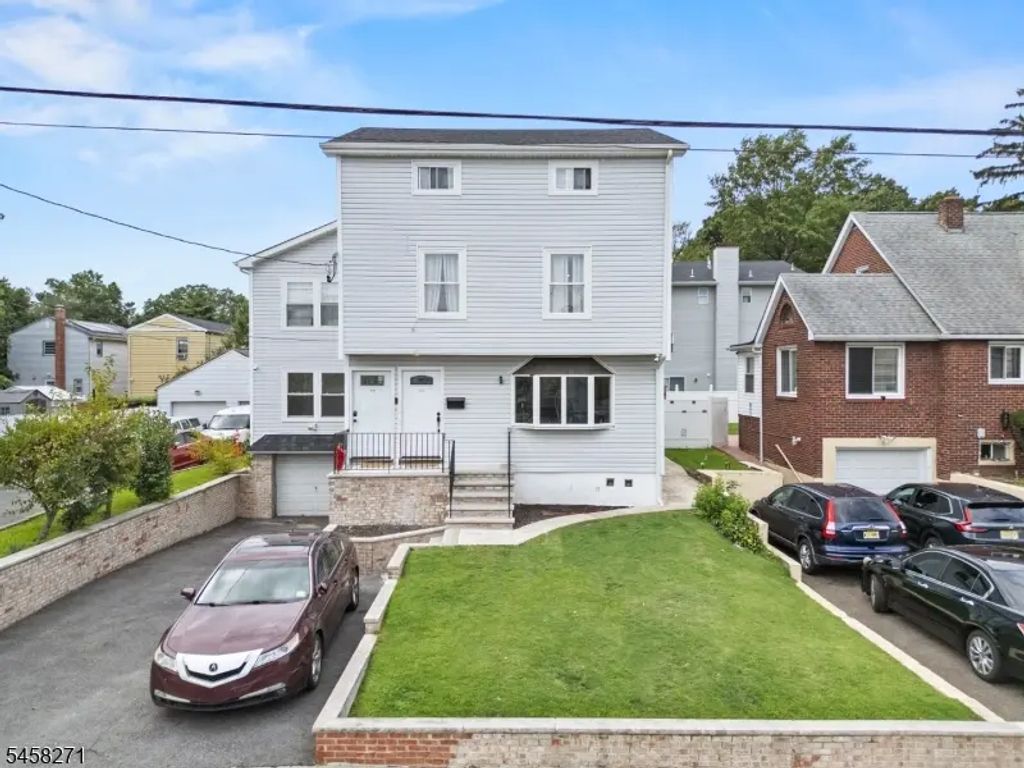 97 Cedar Hill Ave, Belleville Twp.