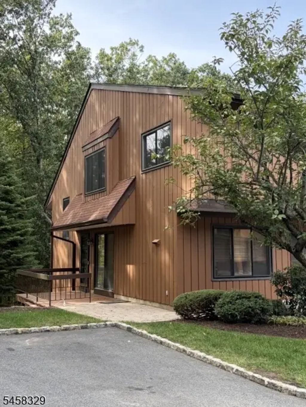 21140 Westview, Wharton Boro