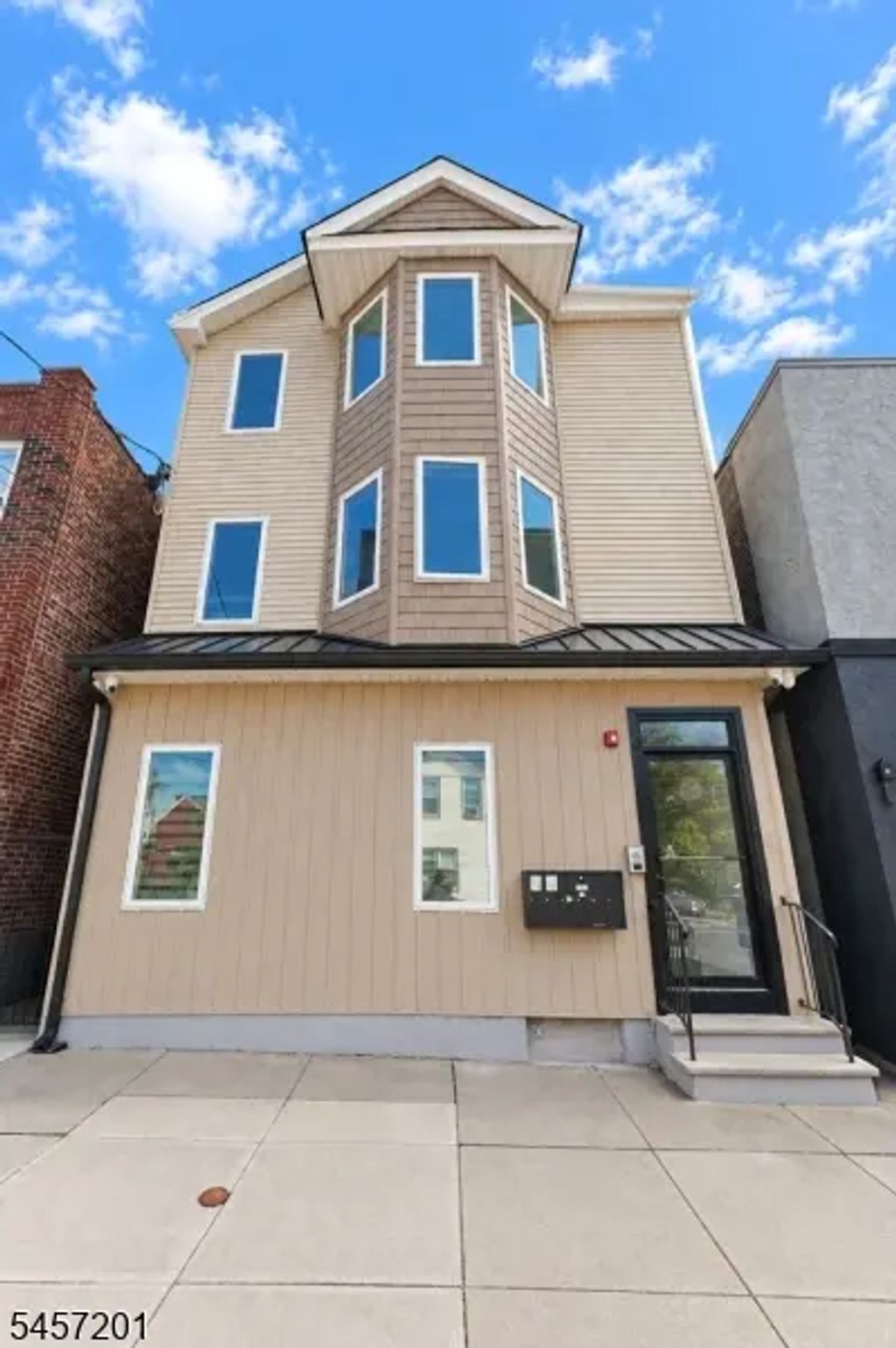 40 Johnston Ave, Kearny Town