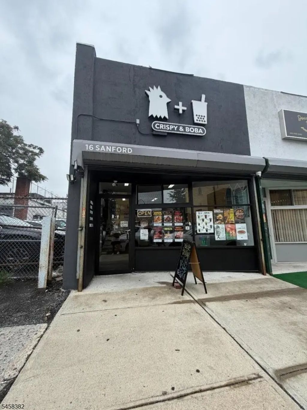 16 Sanford St, East Orange City