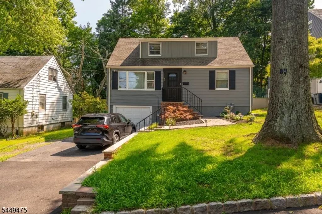 44 Sunnyside Rd, West Orange Twp.