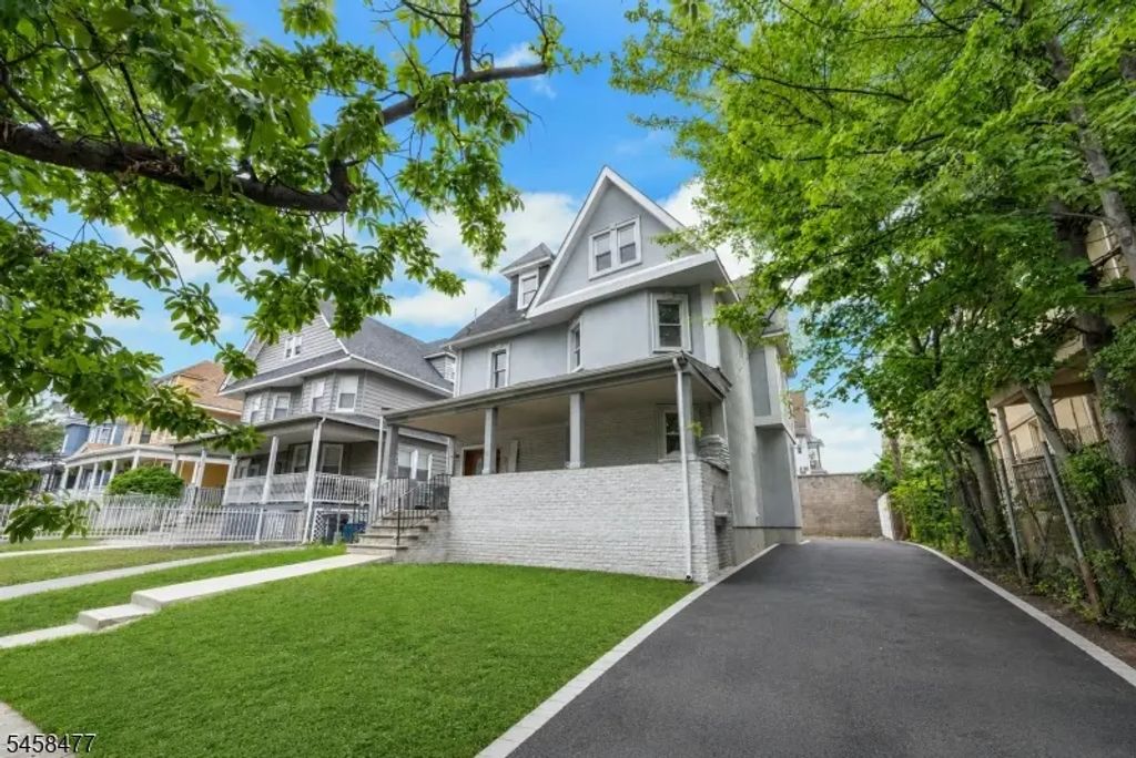 58 Ingraham Pl, Newark City