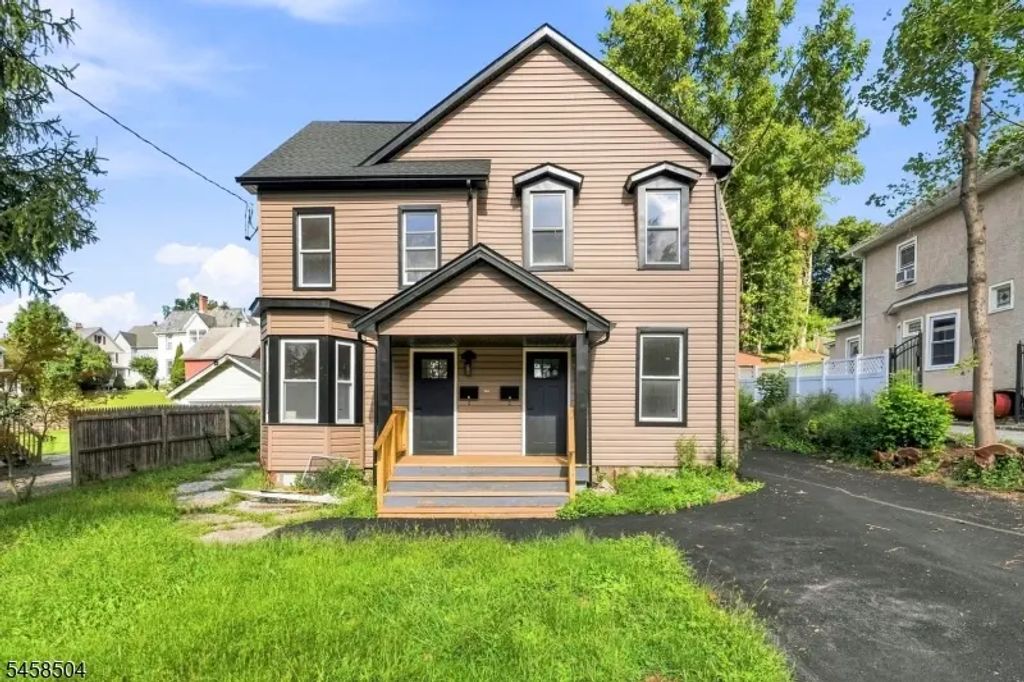 144 Main St, Newton Town