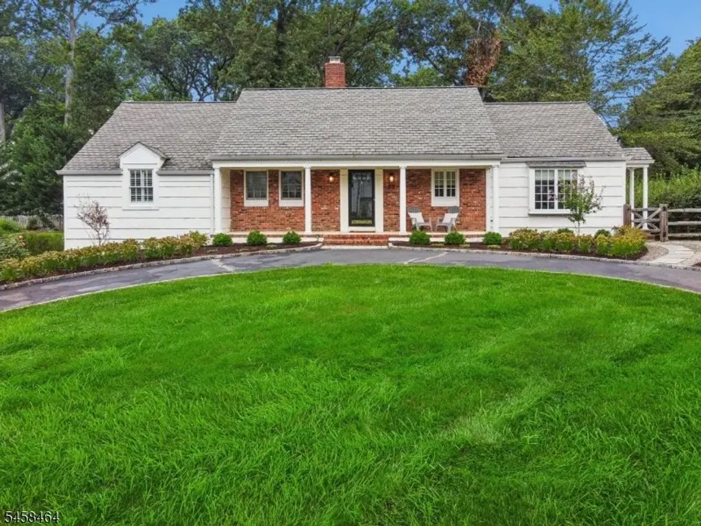 33 Bradwahl Drive, Morris Twp.