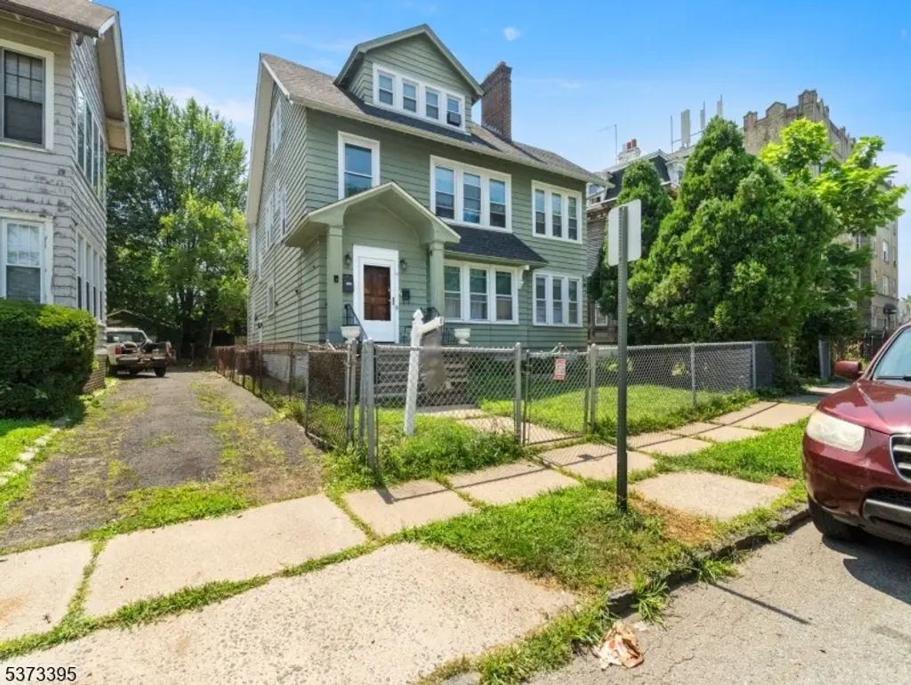98 Ashland Ave, East Orange City