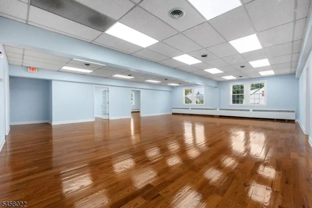 100 Norwood Ave, North Plainfield Boro