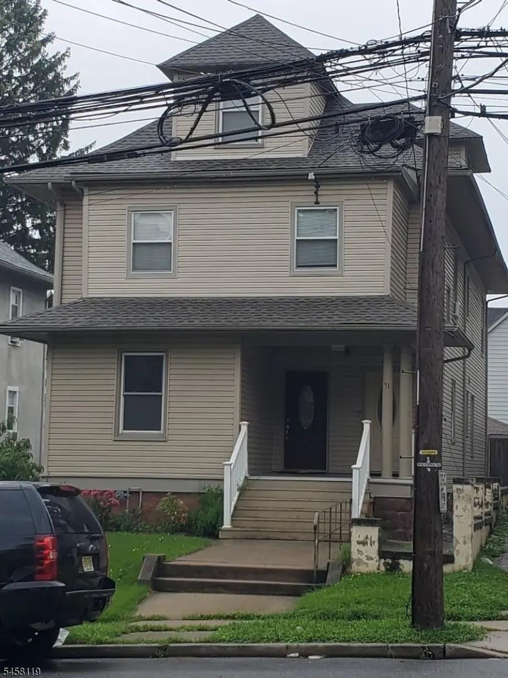 71 Aycrigg Ave, Passaic City