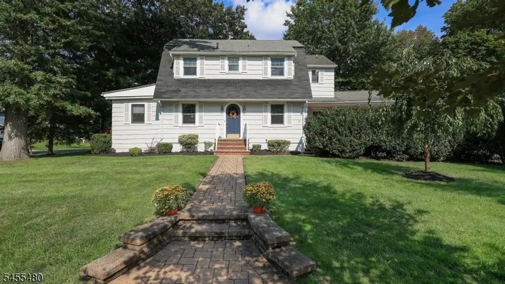 209 Midwood Pl, Westfield Town