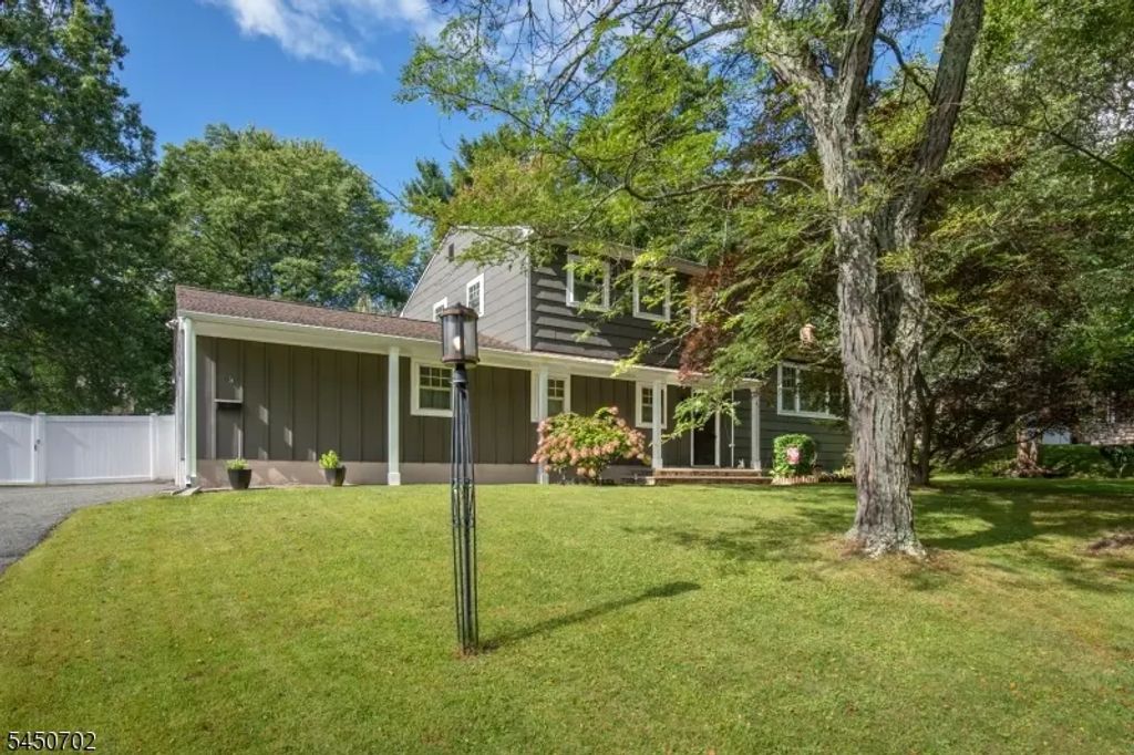 43 Sandra Ln, Randolph Twp.