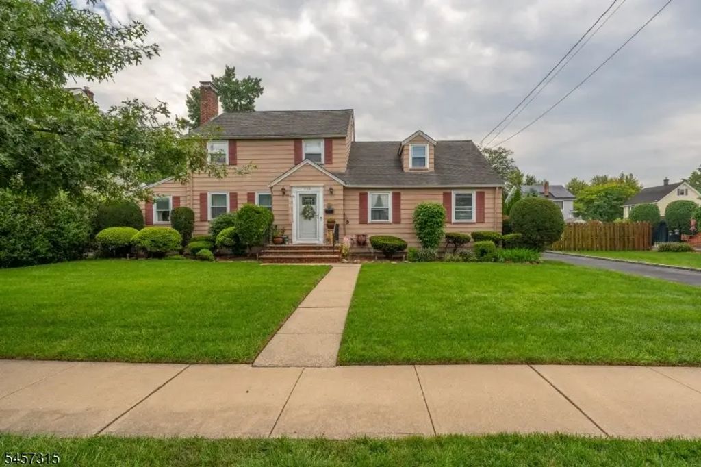 719 Locust St, Roselle Park Boro