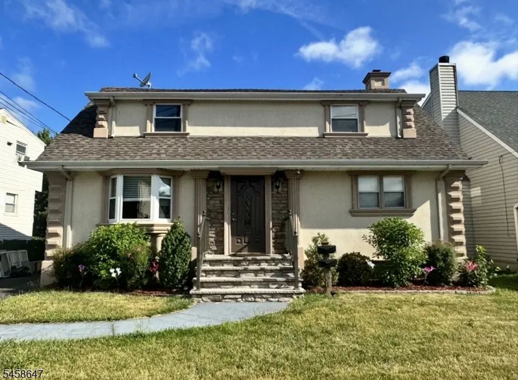 231 Falmouth Ave, Elmwood Park Boro