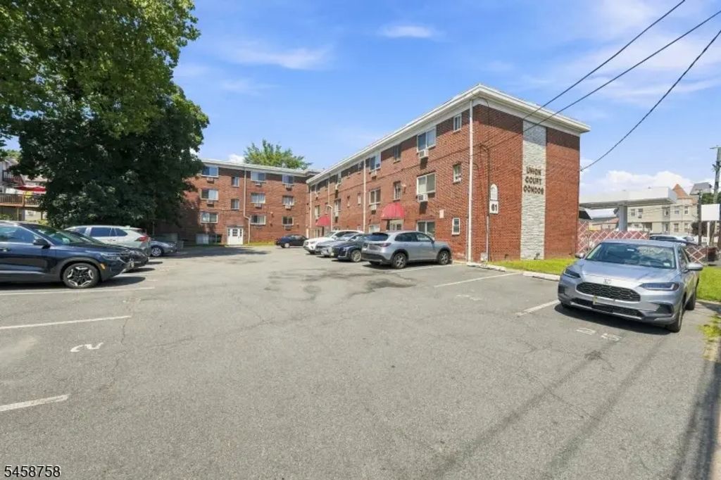 61-67 Union Avenue U-b6, Belleville Twp.