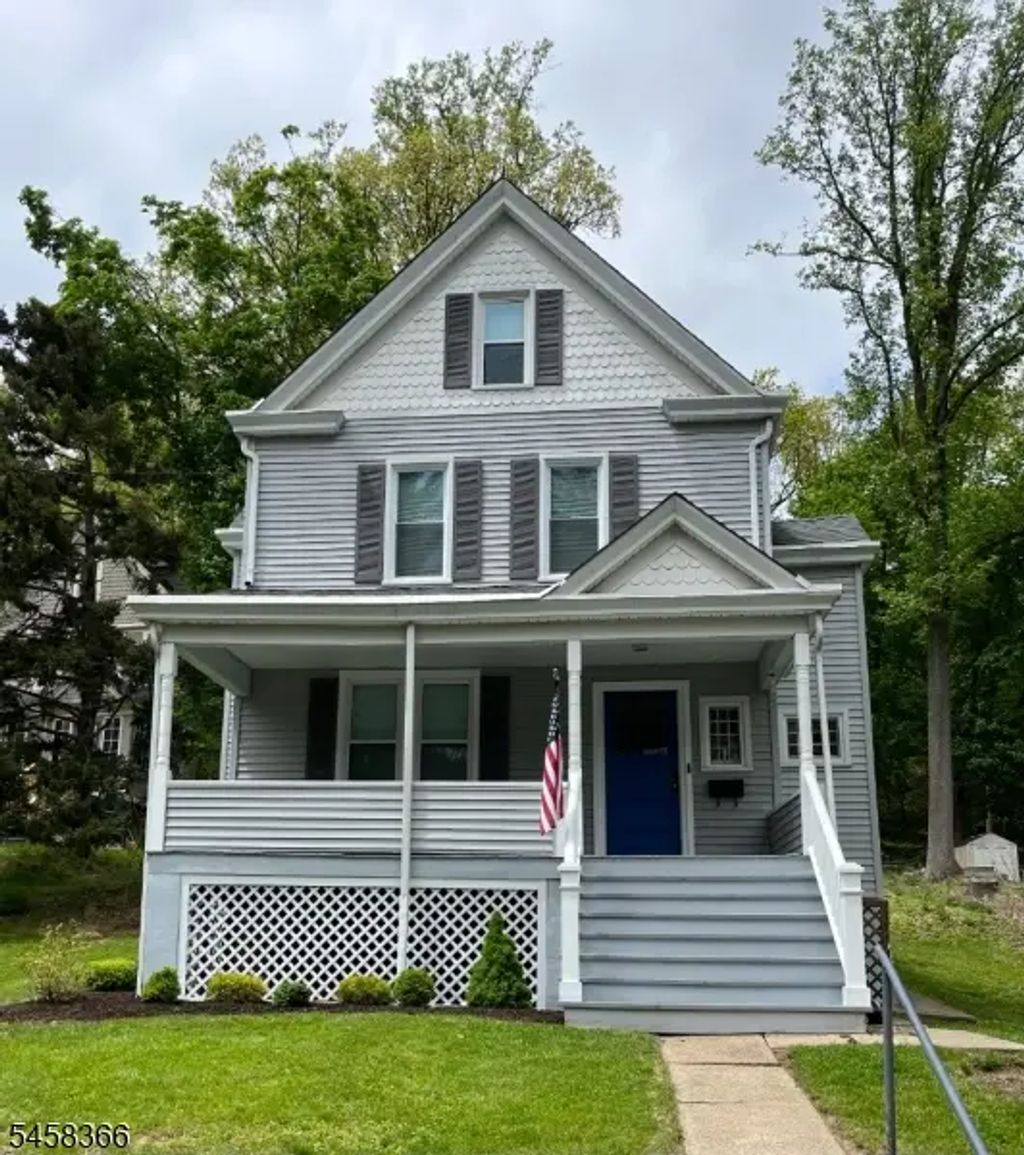 53 Budd St 1st Floor, Morristown Town