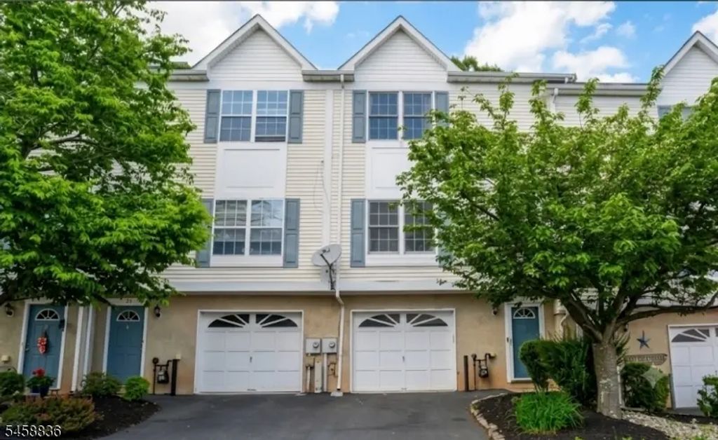 102 George Wilson Blvd, Flemington Boro