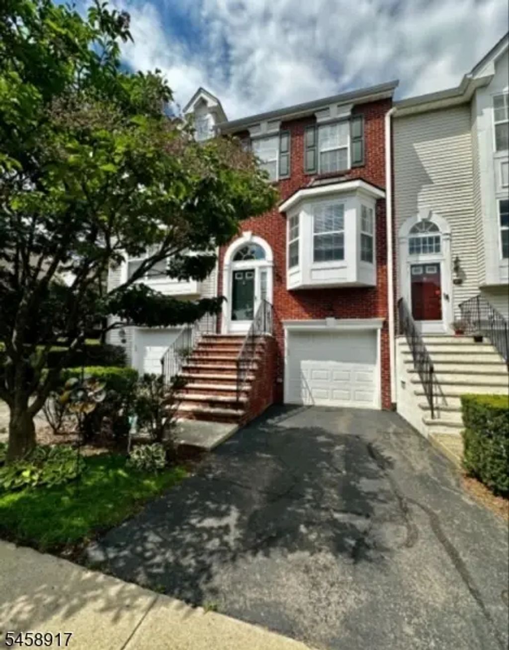 201 Swathmore Dr, Nutley Twp.