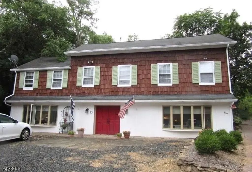33 N River St, Millstone Boro