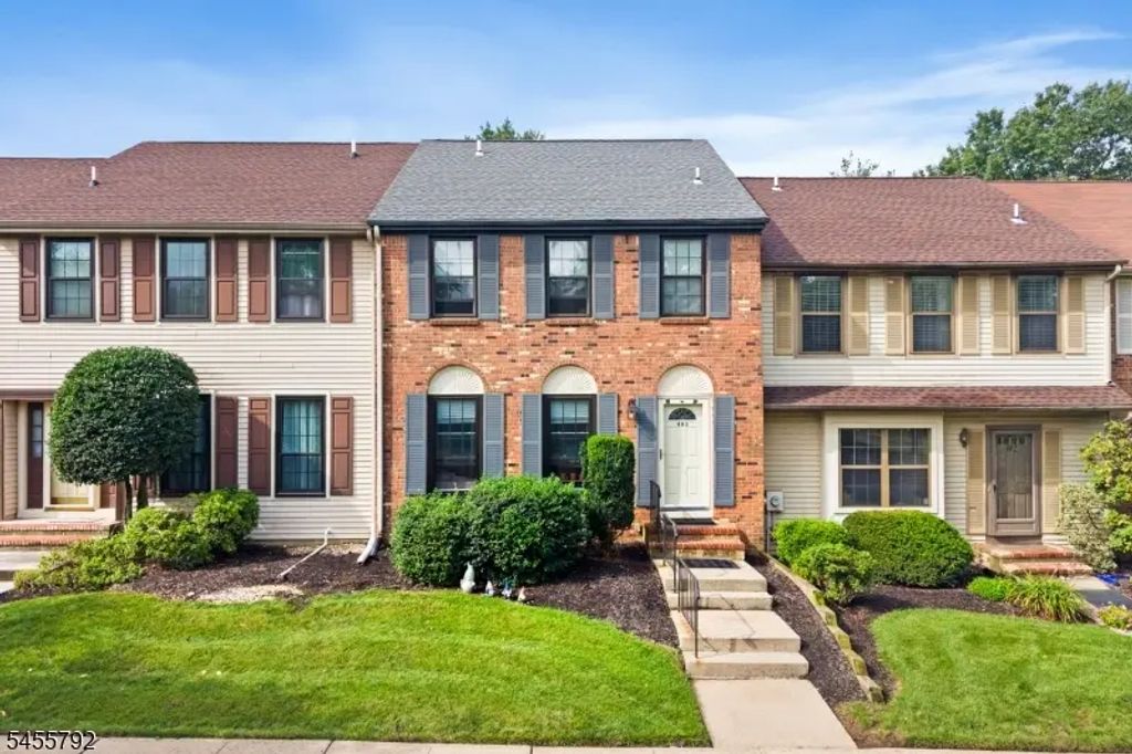 403 Bradford Ct, Hillsborough Twp.