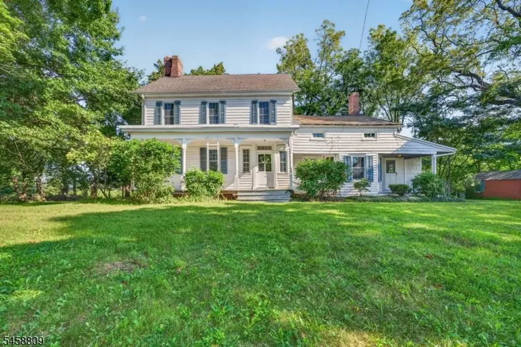 240 Willow Rd, Hillsborough Twp.