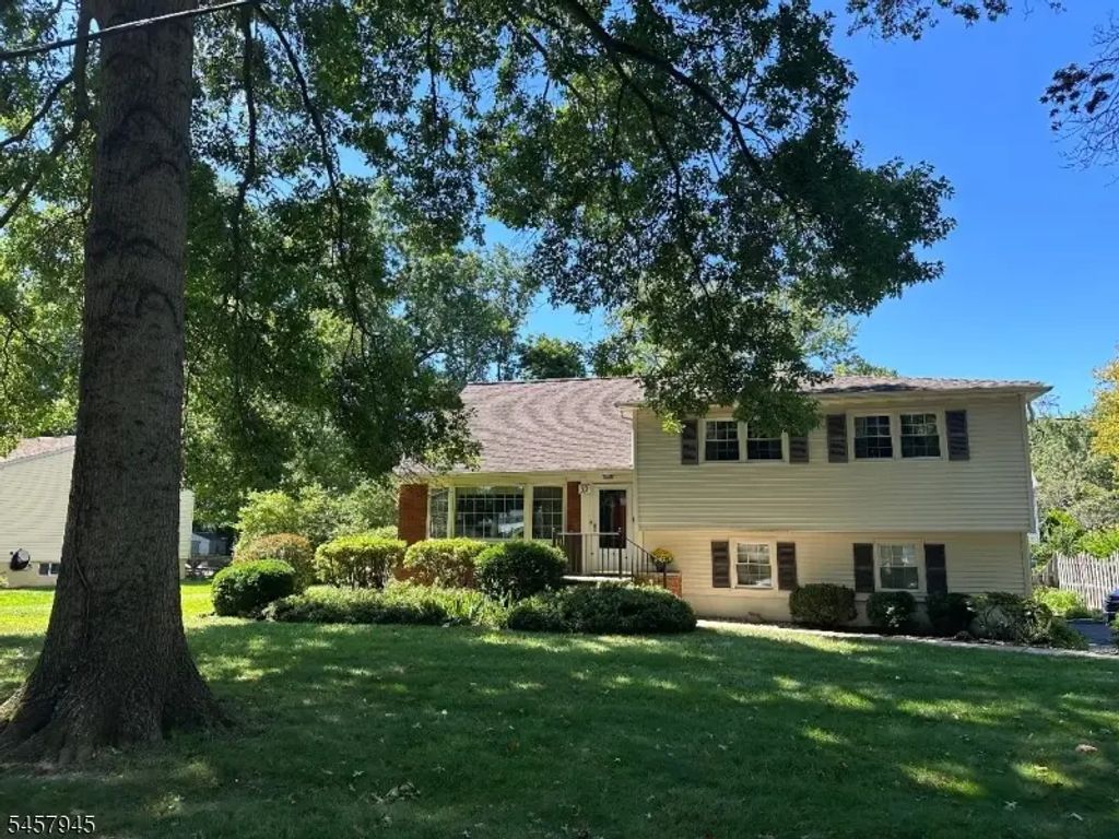 32 Gordon Pl, New Providence Boro