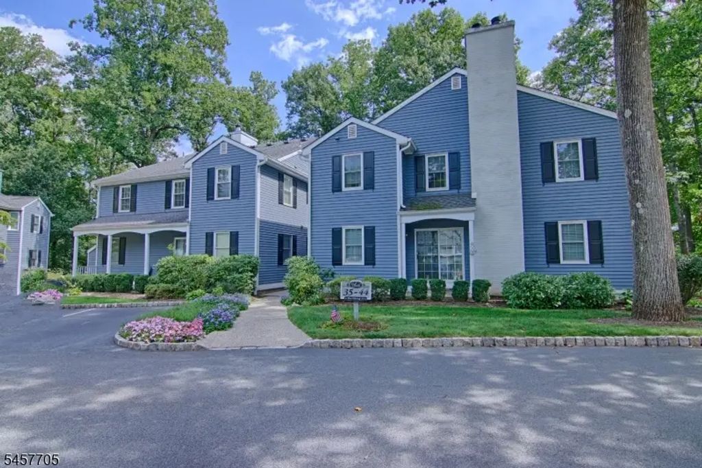 36 Countryside Dr, Bernards Twp.