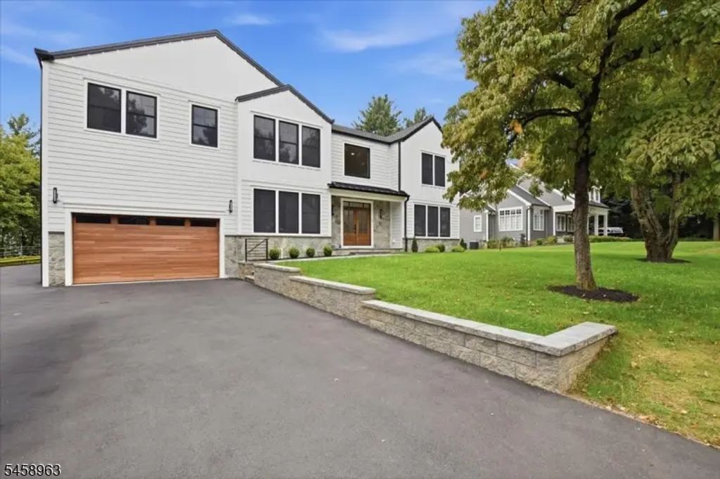 32 Felch Rd, Florham Park Boro