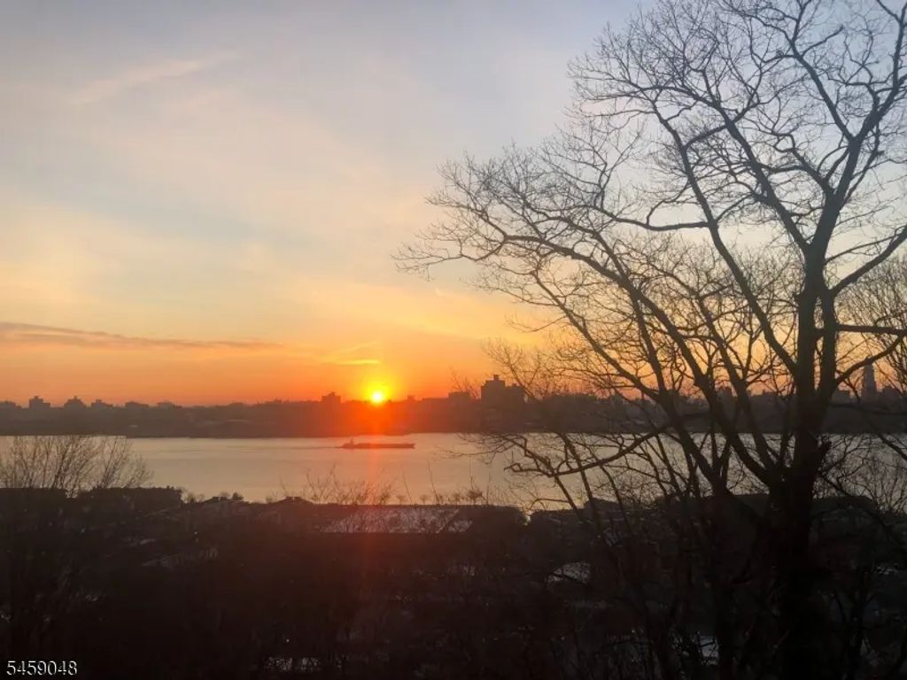 N/A, Cliffside Park Boro
