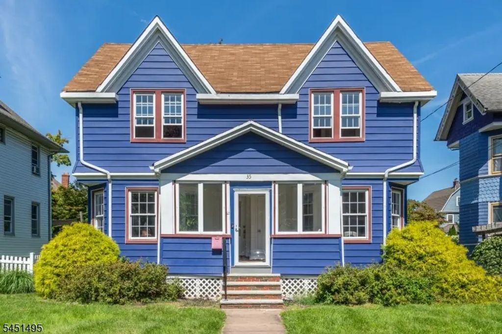 35 Benson St, Bloomfield Twp.