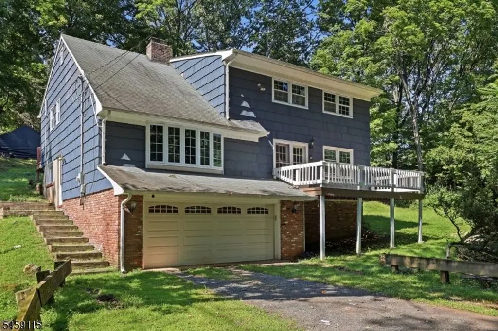 1170 Easton Ave, Franklin Twp.