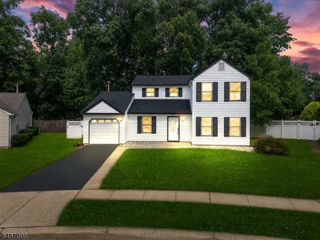 7 Mystic Cv, Howell Twp.