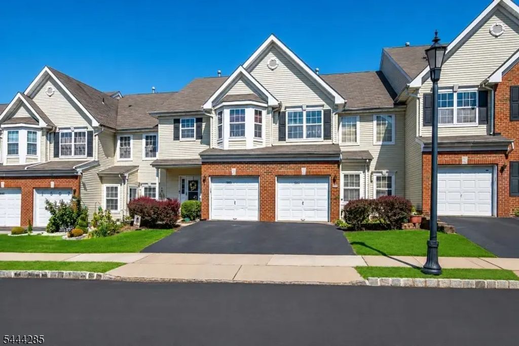 1503 Pisaniello Ct, South Plainfield Boro