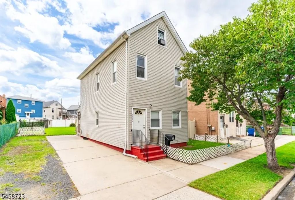 3024 S Wood Ave, Linden City