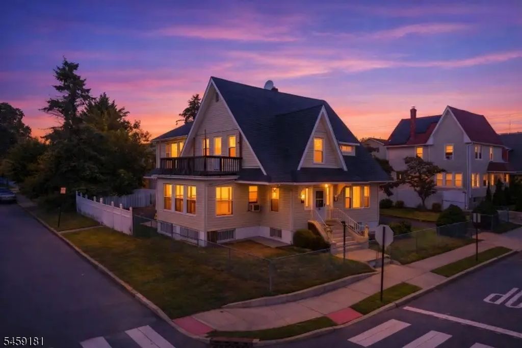 21 N 13th St, Haledon Boro