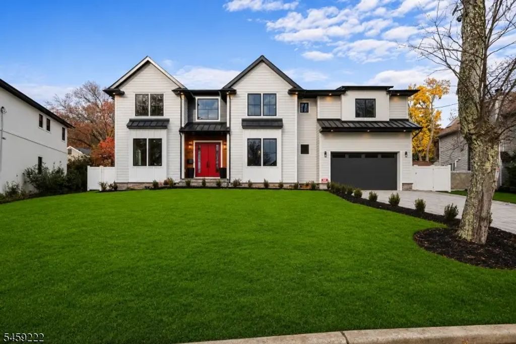 333 Harrison St, Paramus Boro