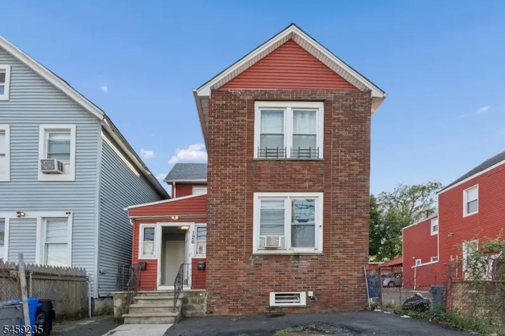 126 Verona Ave, Newark City