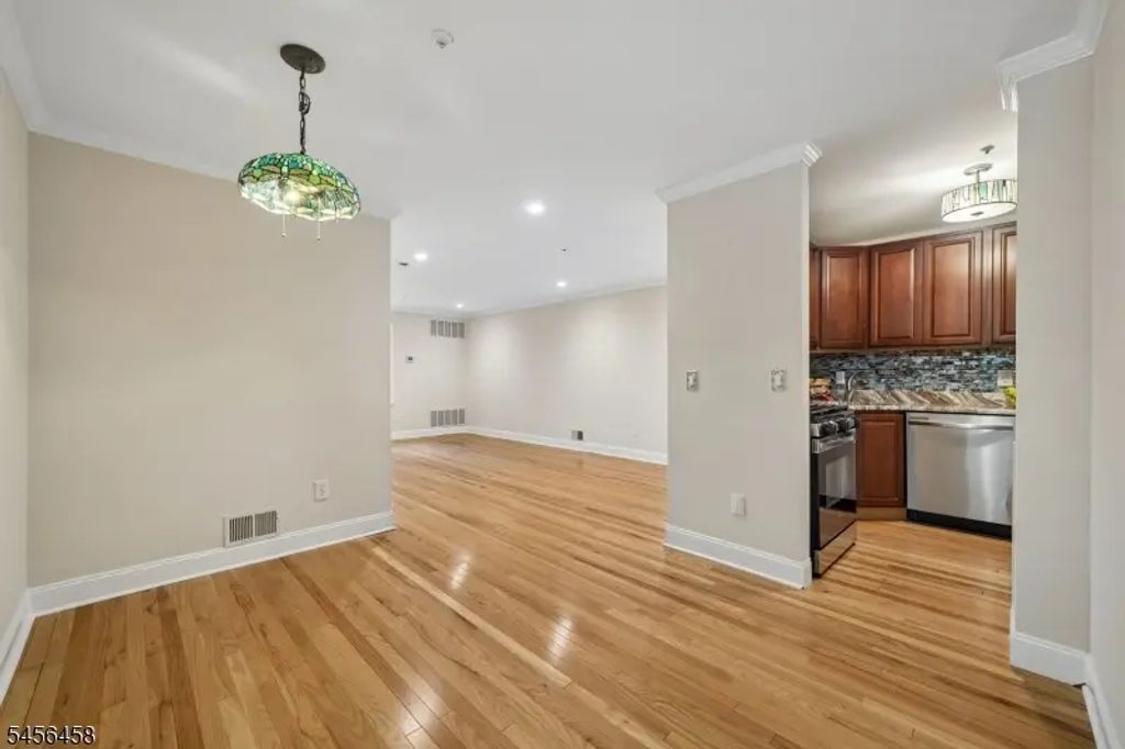 280 Potomac Dr, Bernards Twp.