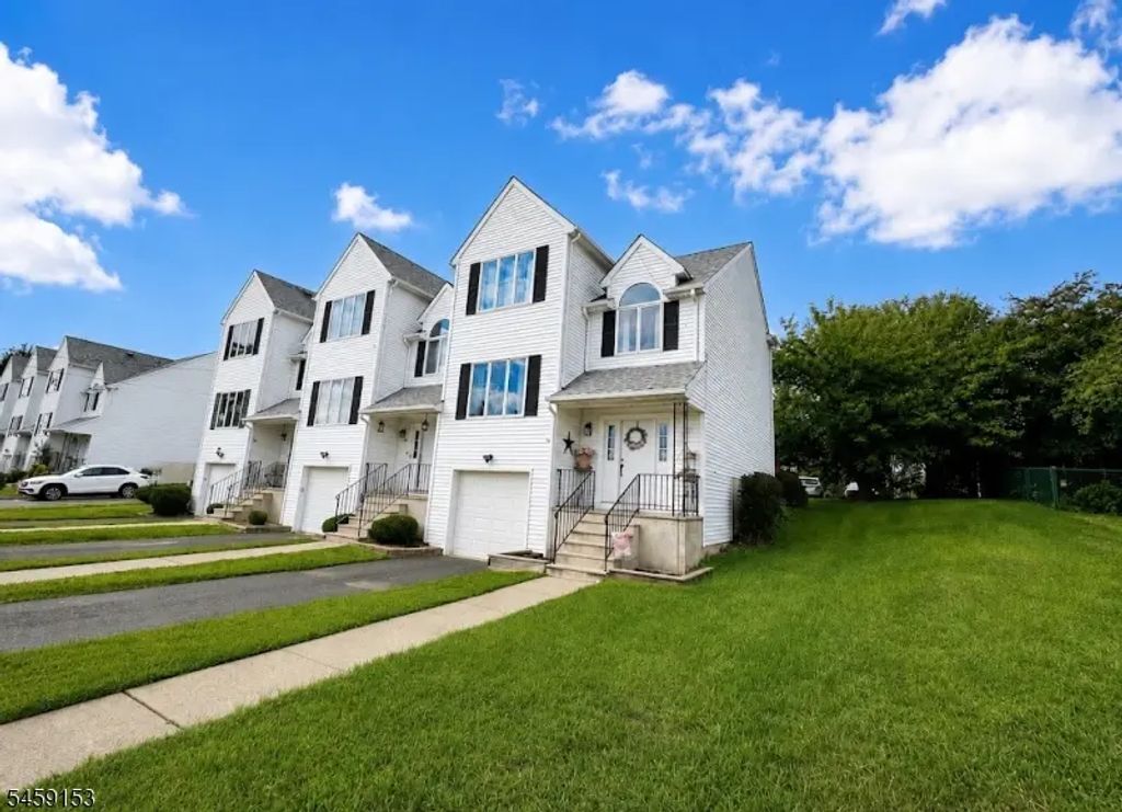 271 W High St, Bound Brook Boro