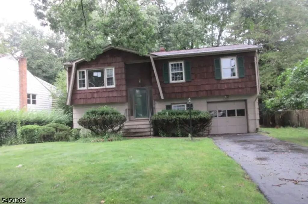 13 Roanoke Ave, Rockaway Twp.