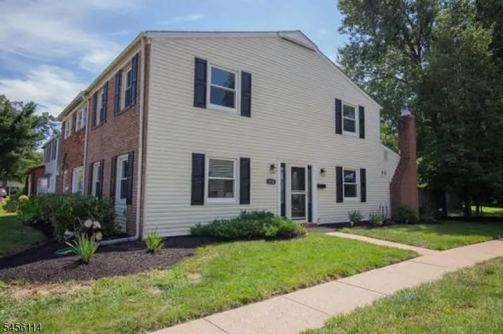 176 Rockland Dr, Willingboro Twp.