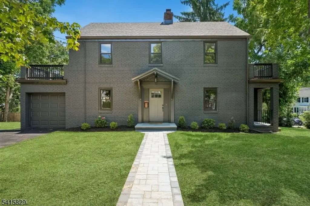 630 Ridgewood Rd, Maplewood Twp.