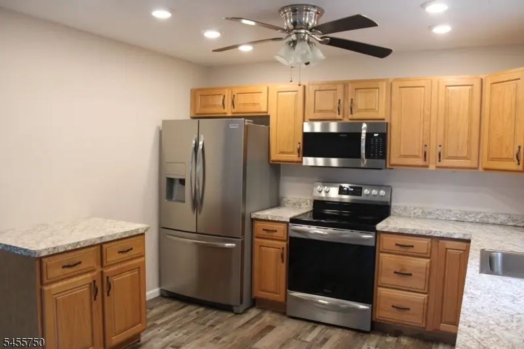 13 Baldwin Dr, Vernon Twp.