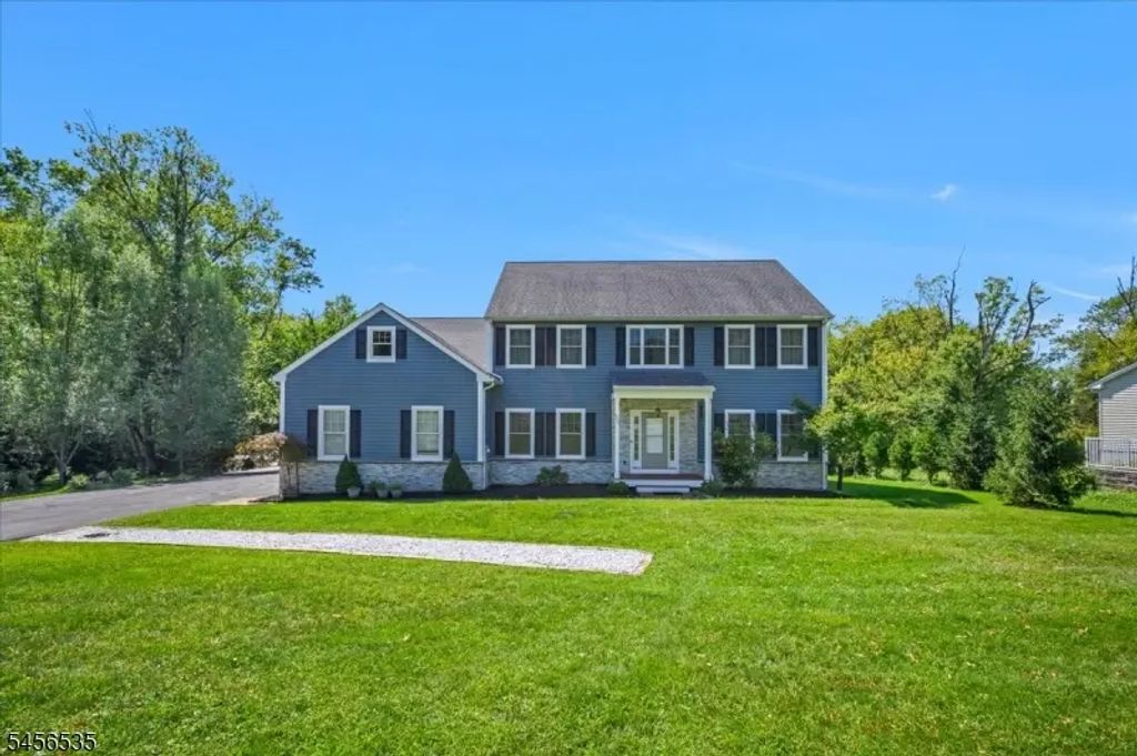657 Foothill Rd, Bridgewater Twp.
