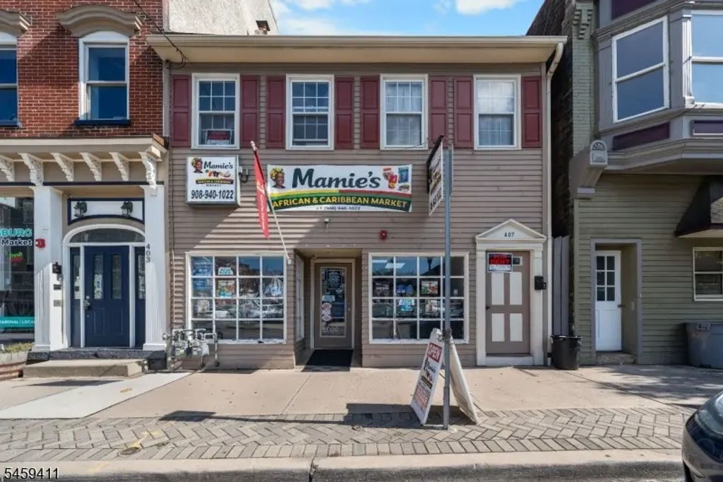 405 S Main St, Phillipsburg Town