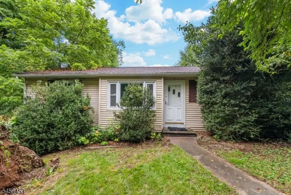 5 Black Oak Dr, Vernon Twp.