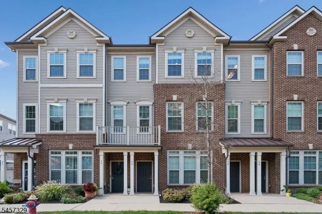 75 Robeson St, Somerville Boro