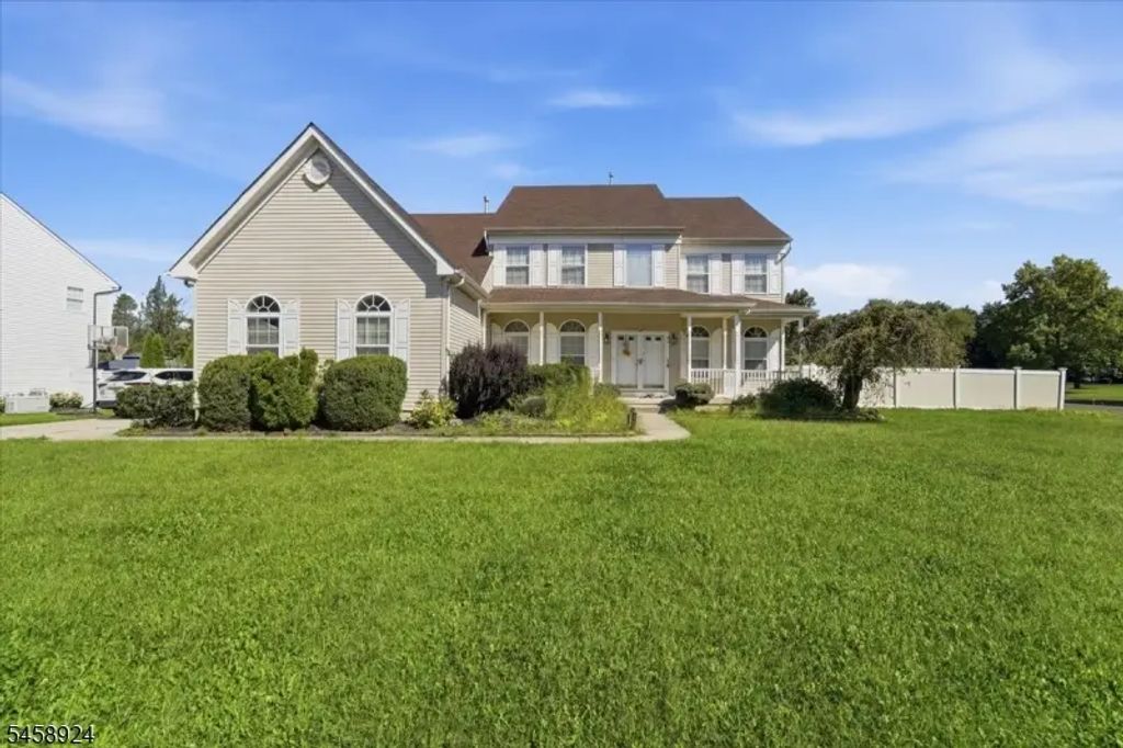 42 Margaret Dr, Franklin Twp.